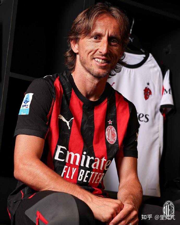 中超前瞻：京沪大战火爆上演 泰山争首胜海港盼零封