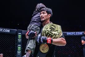 李霄鹏告别青岛海牛：战术调整与未来展望